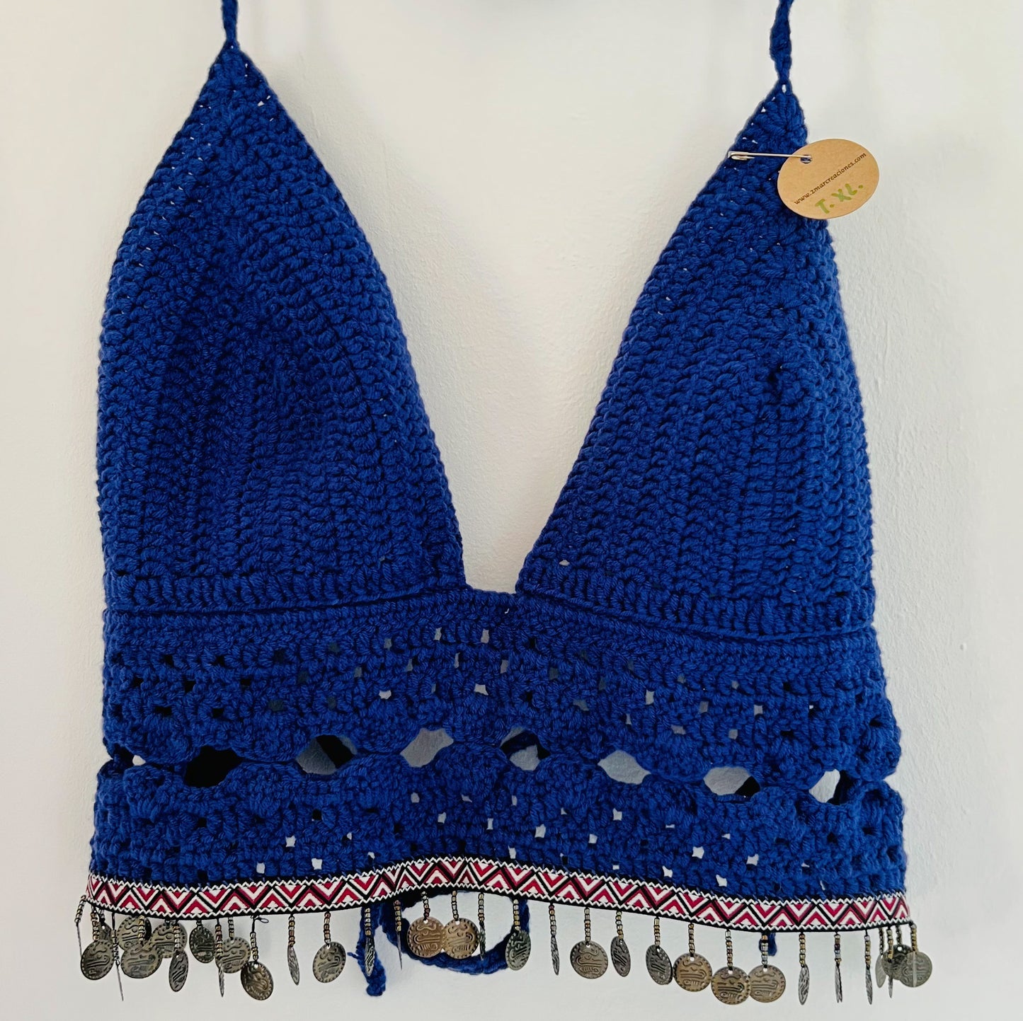 TOP EN ALGODÓN ORGANICO AZUL LILOSO CON PASAMANERIA DE MONEDAS