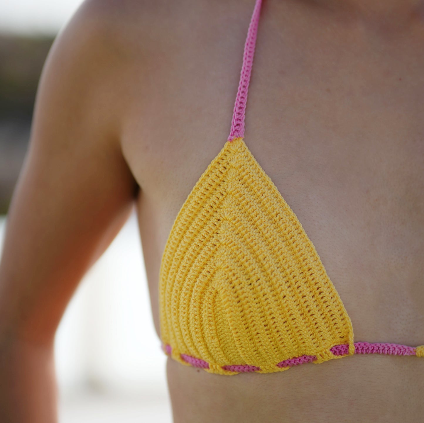 BIKINI DE SEDA Y ALGODÓN EN DOS COLORES AMARILLO Y ROSA