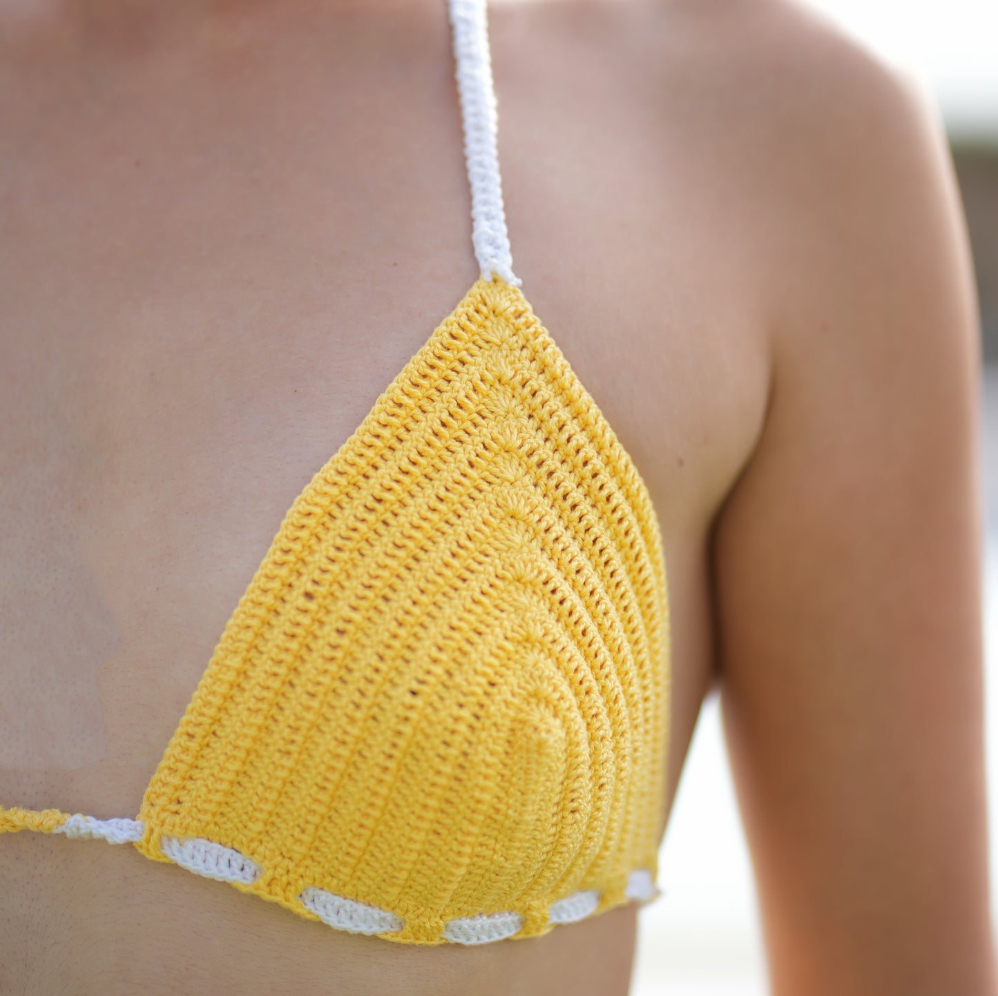 BIKINI EN ALGODÓN DOS COLORES AMARILLO Y BLANCO